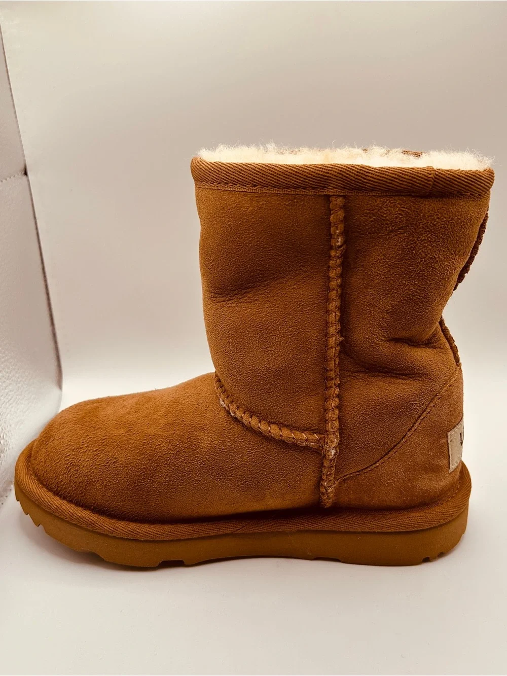 UGG Kids Classic II Tall Shearling-Lined Boots - Chestnut Size 11
